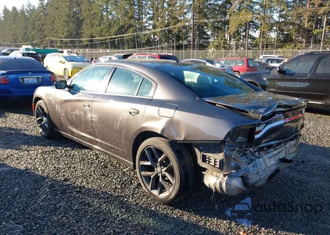 2022 Dodge Charger Sxt Rwd z USA, uszkodzony, nr VIN 2C3CDXBGXNH106659